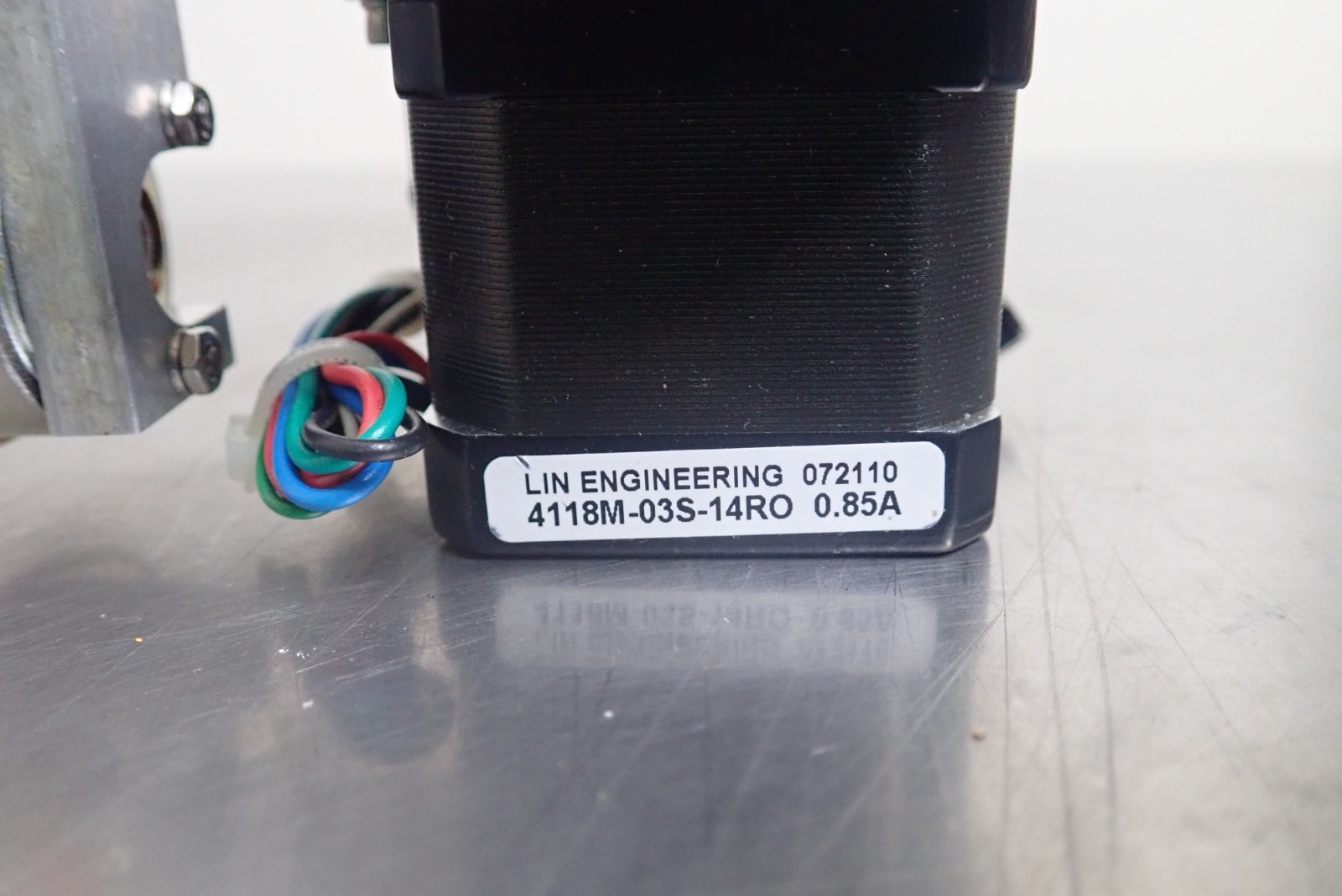 Lin Engineering 4118M-03S-14RO Stepper Motor w/ Varian Agilent 5000-0137 Board