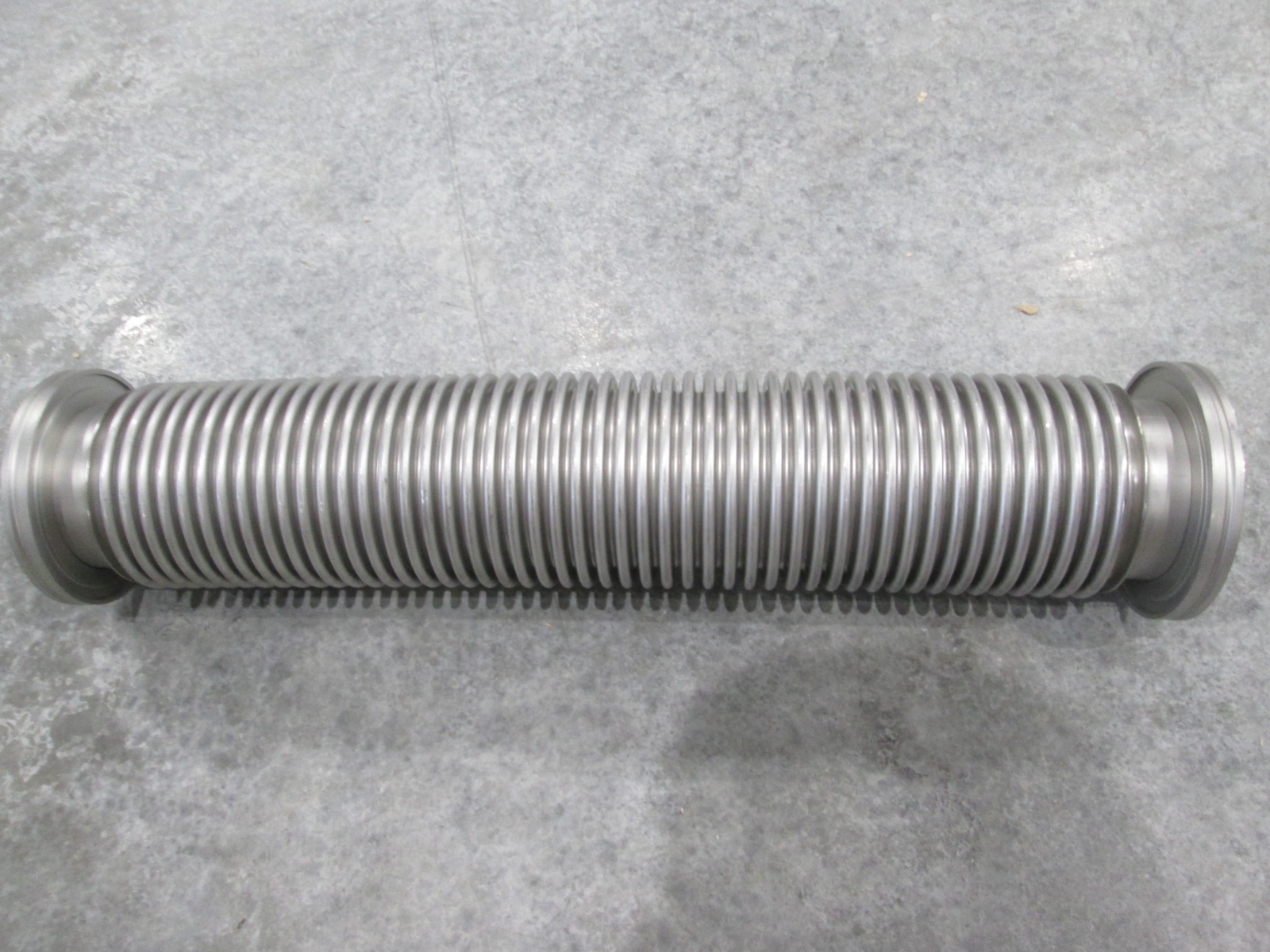Stainless Steel Formed Bellows Vacuum Pipe / Hose, 19 1/2″L, 107MM Flange, Used