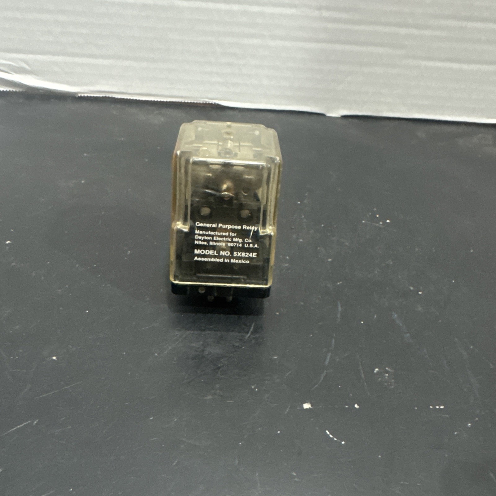 Dayton 5X824E General Purpose Relay 12A 120V 1/3HP 8-Pin NOS