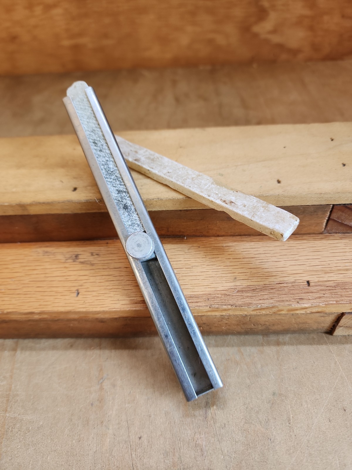 Vtg. Ace Hardware Pocket Flat Soapstone Holder Marking Tool for Metal Refillable