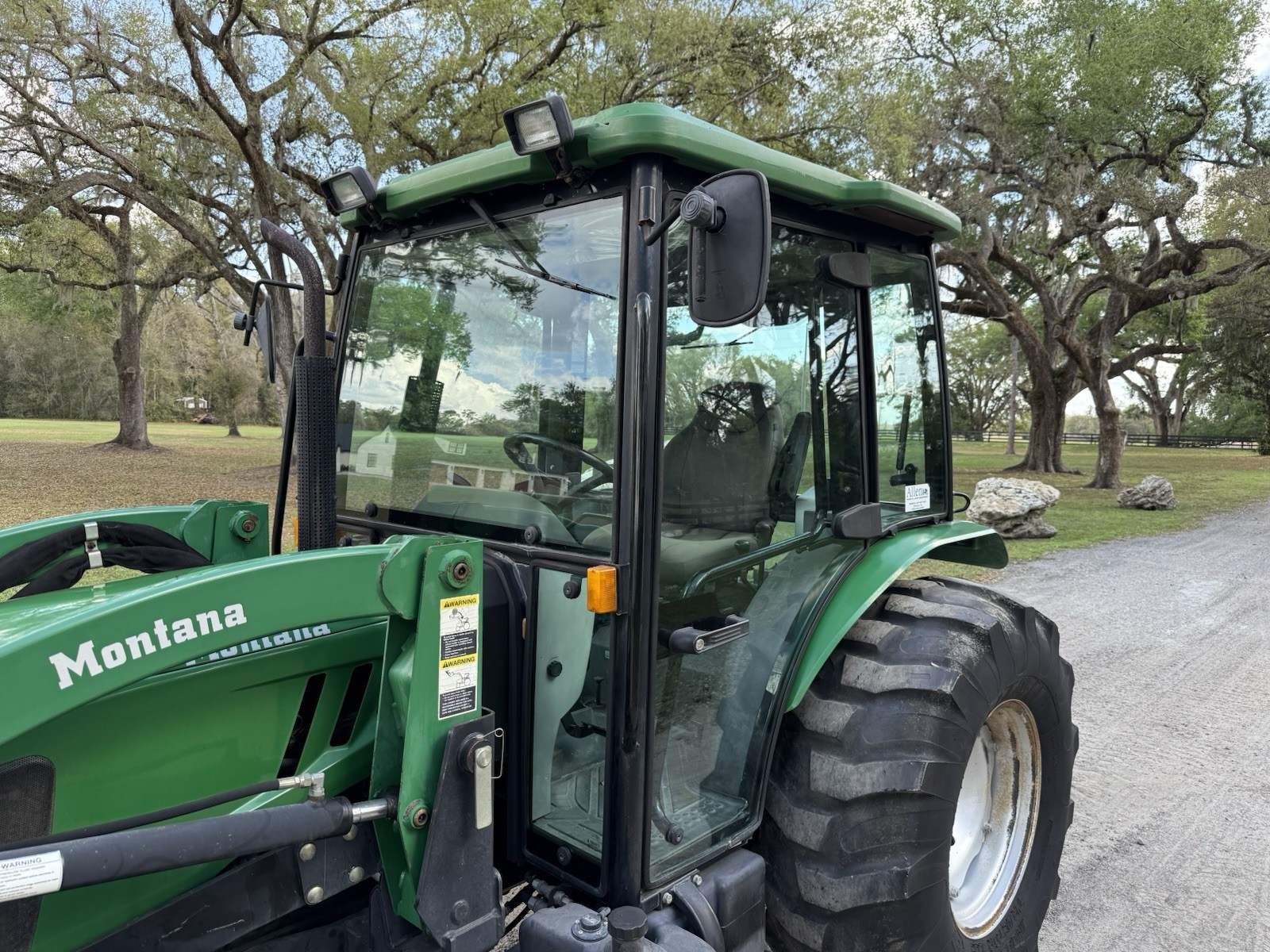 2017 KUBOTA SVL95-2S SKID STEER LOADER – HI FLOW – A/C CAB – JOYSTICKS