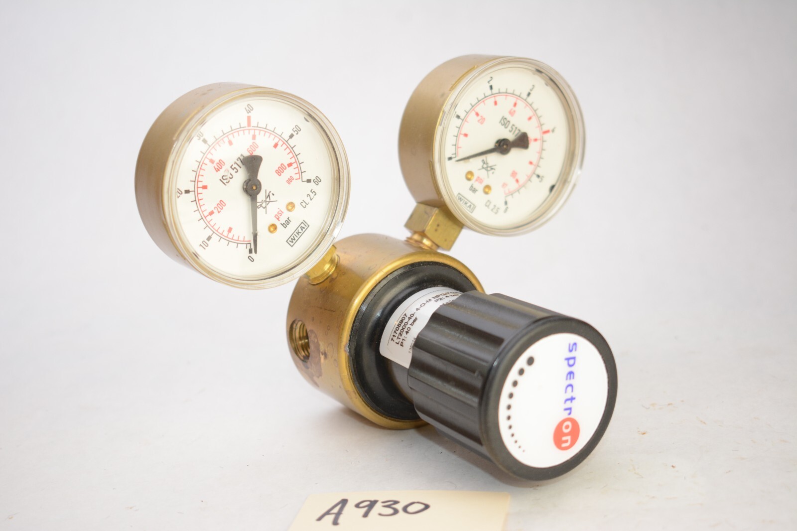SPECTRON PRESSURE REGULATOR LT2000-40-4-NFG/FG/O2