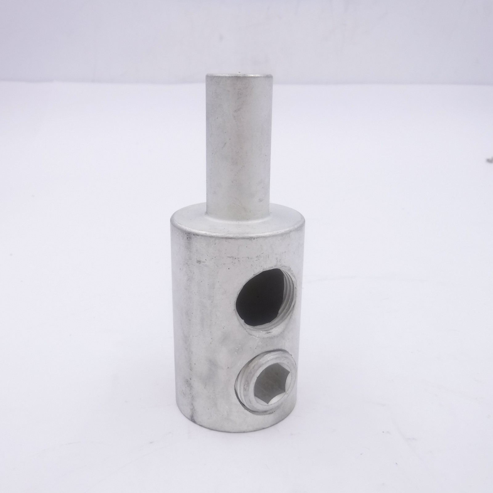 Burndy KAP750 750 kcmil Pin Adapter Torque 450N lb 600 V