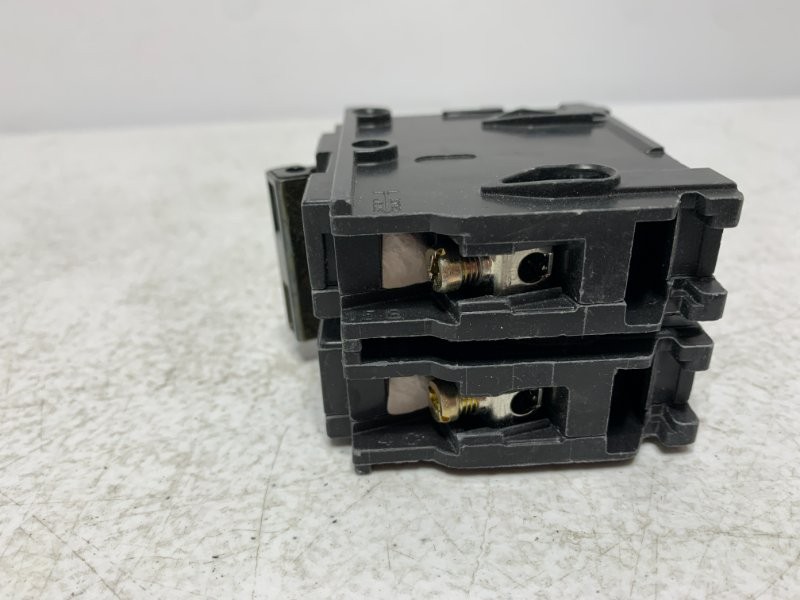 Siemens Q215 Circuit Breaker 15A 120/240V 2-Pole