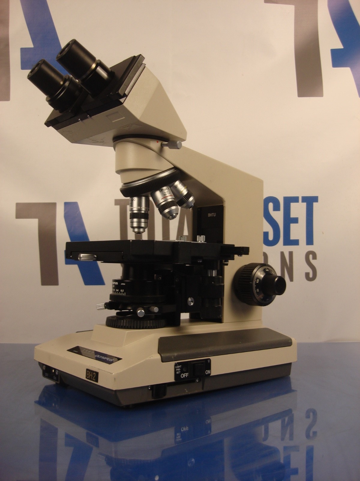Olympus BH-2 Microscope 4x, 10x, 40x, 100x Oil, 50x Oil with Eyepiece 10×18 WF
