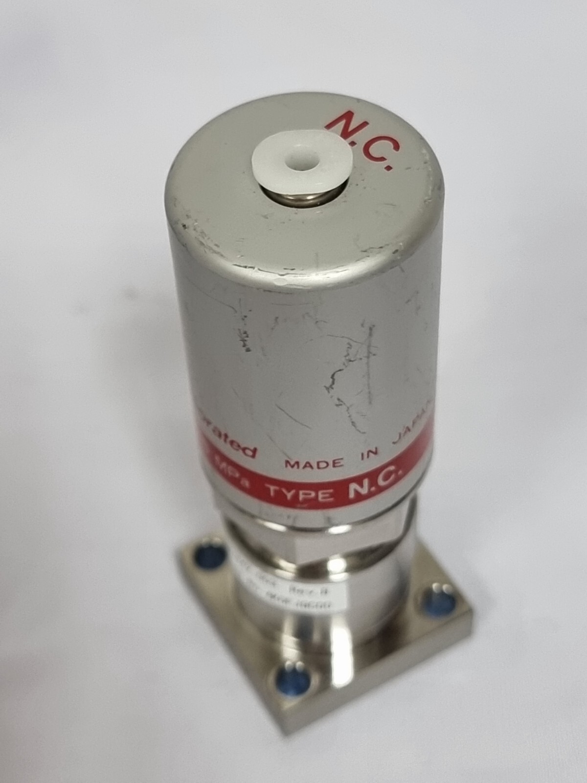 4 Fujikin O.P. 0.5~0.6 MPa, C No.565601 Type NC, Lam. 766-19782-003 Rev B,_96698