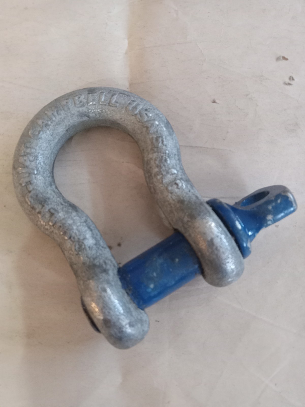 Campbell 5/8″ Shackle Galvanized 3 1/4T Load Limit – PN: 5411035