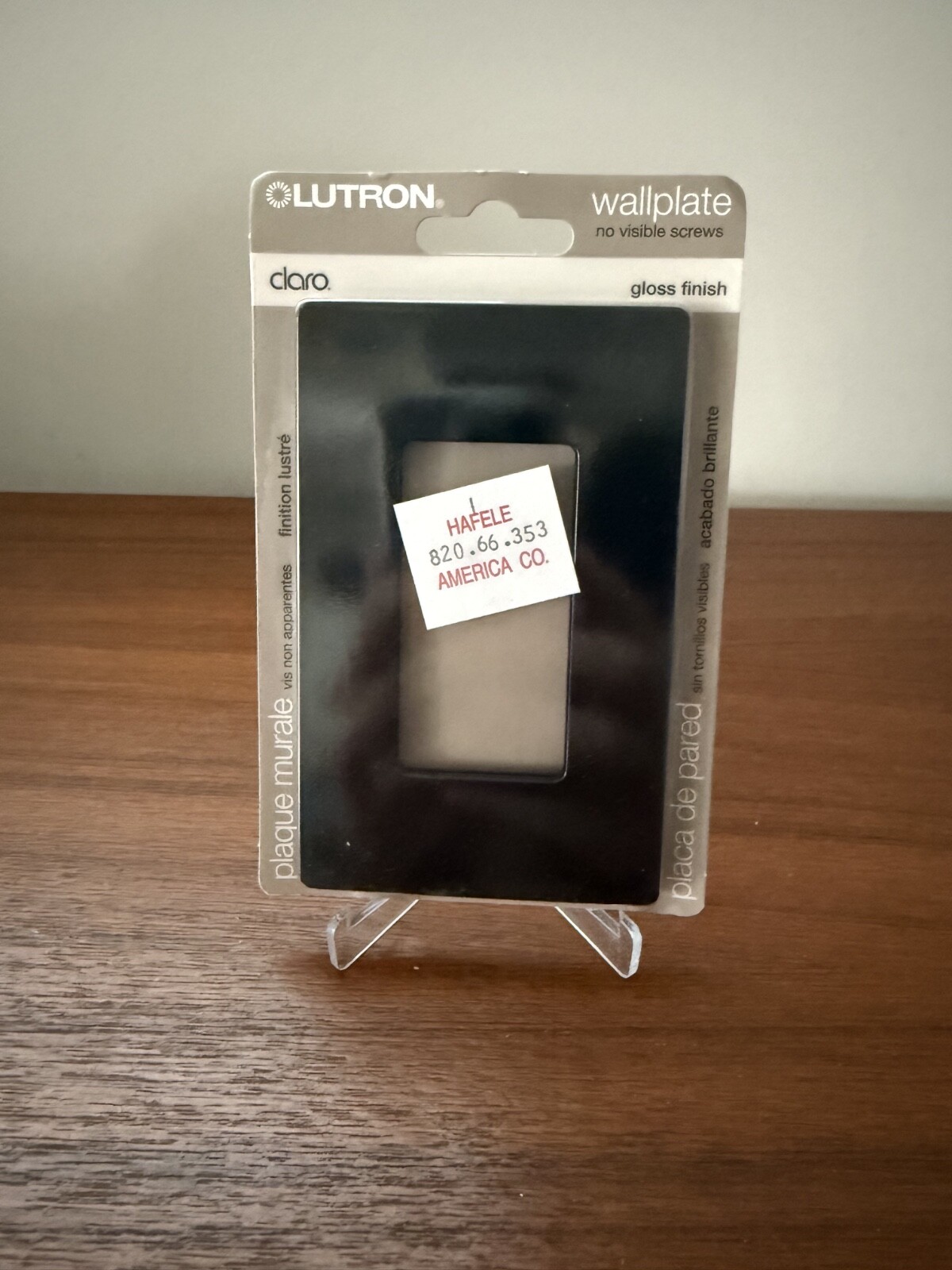 Lutron Screw-less CW-1-BL Claro Gloss Finish Black Single Gang Wallplate