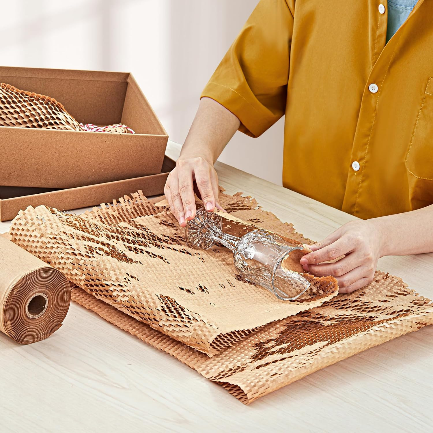 Honeycomb Packing Paper, 15″ X 400′ Packing Wrap Roll for Shipping | Recyclable