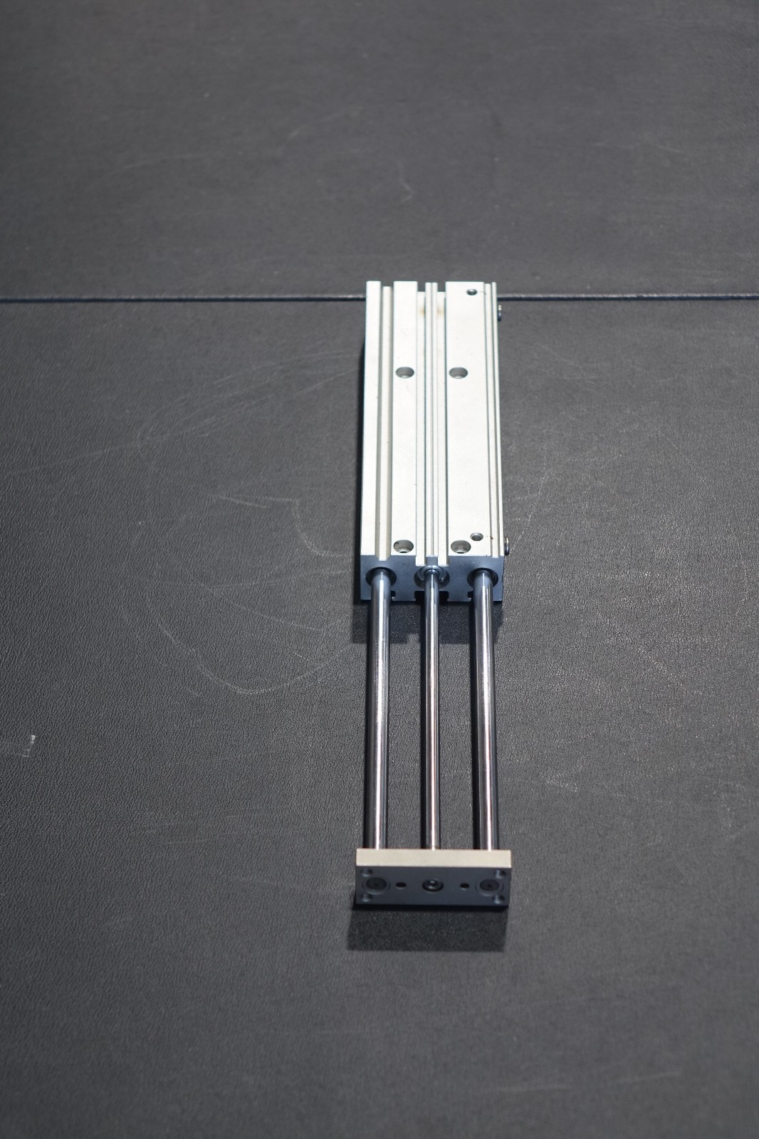 NITRA pneumatic cylinder, dual guide rod P/N E12M150MD-M