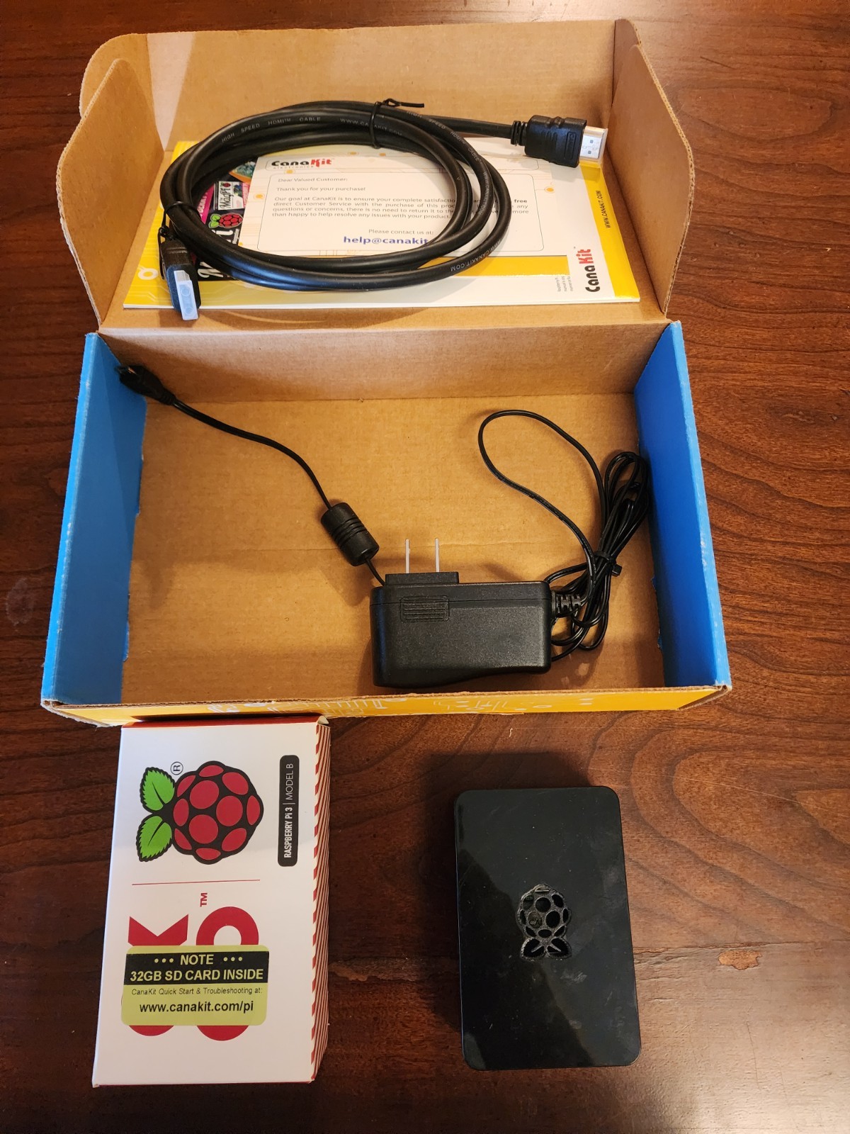 CanaKit Raspberry Pi 3 Complete Starter Kit – 32 GB Edition PI3-STR32-C4-BLK-R27
