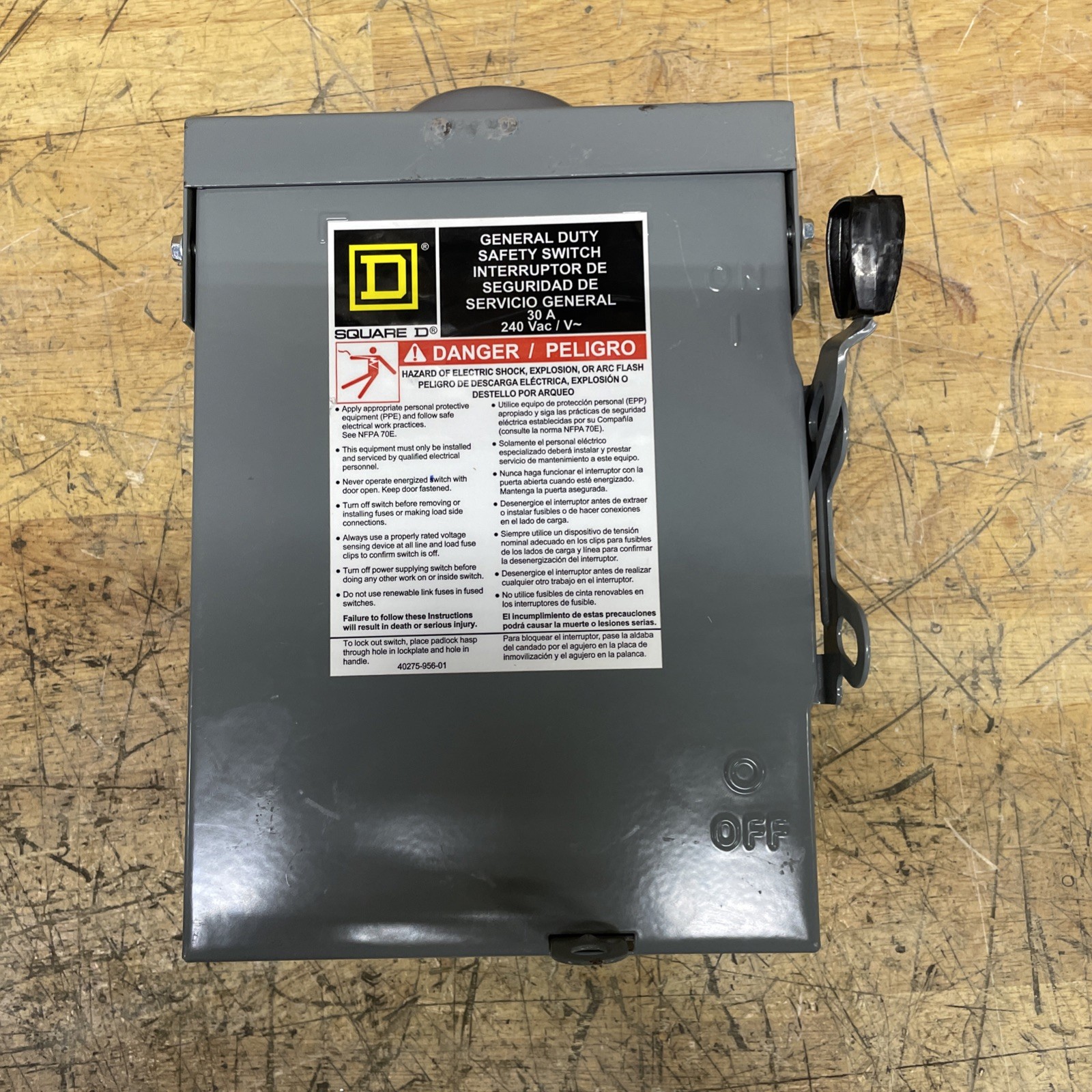 Square D D221NRB General Duty Safety Switch 240VAC 30A