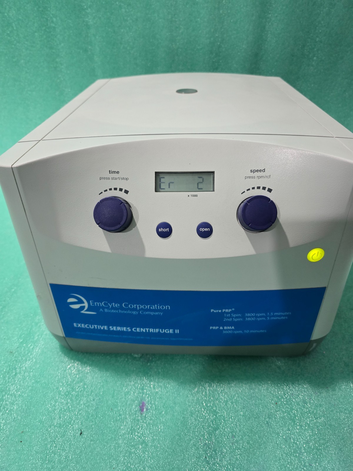EmCyte PRP Laboratory Centrifuge Executive Series II 240V