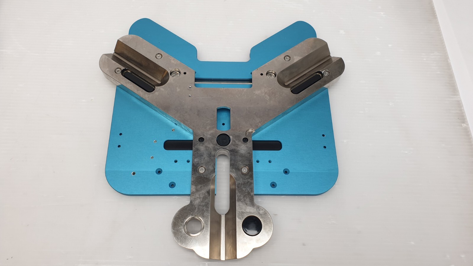 Microtool Technology 300mm to 150mm Adapter, Part No. AM-3006-150 Bruker