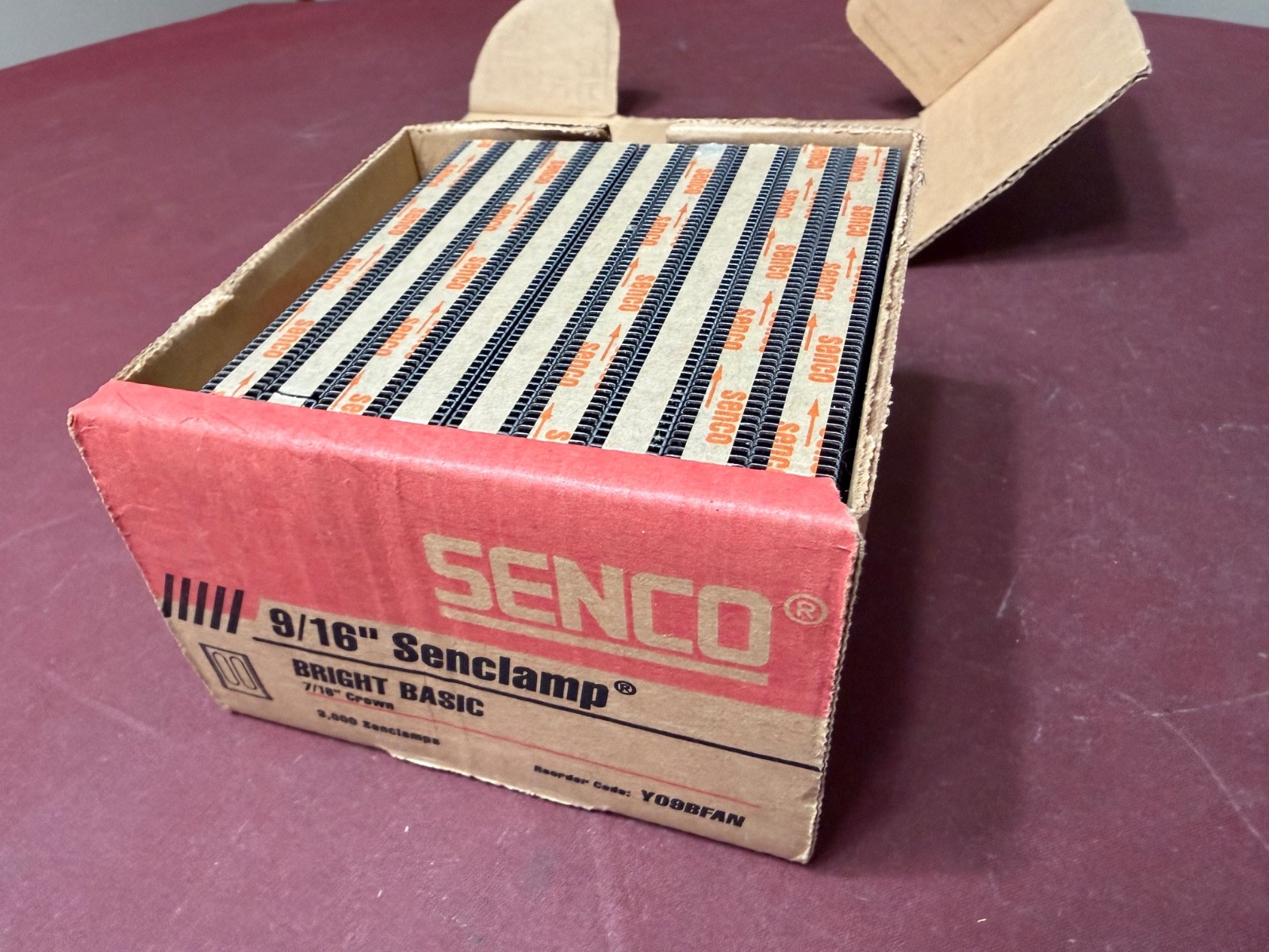 SENCO 9/16″ Senclamp Bright Basic Y09BFAN, 7/16″ Crown, 2940 Count