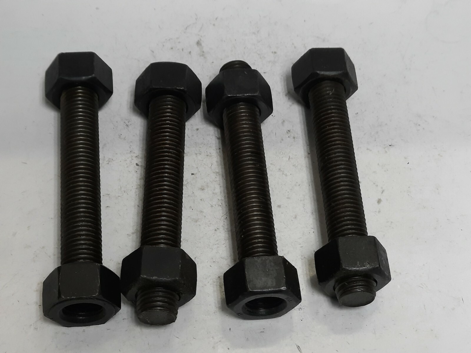 UNBRANDED M22-8 X 145MM ALL THRD STEEL ROD W/ HEX NUTS, LOT OF 4