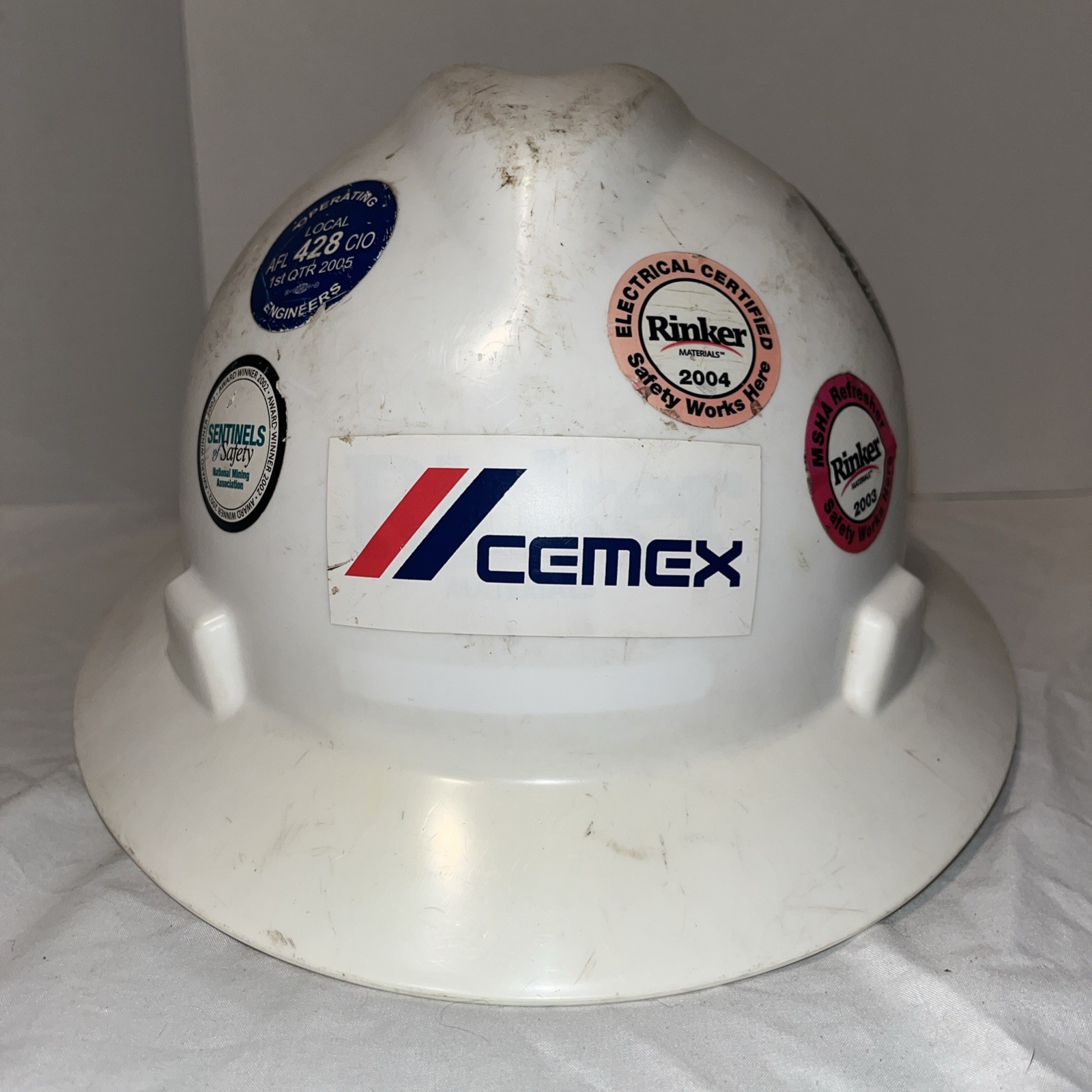 MSA V-Gard ANSI Z89.1 Class E / G 1997 White Medium 7 Safety Hard Hat CEMEX WEAR
