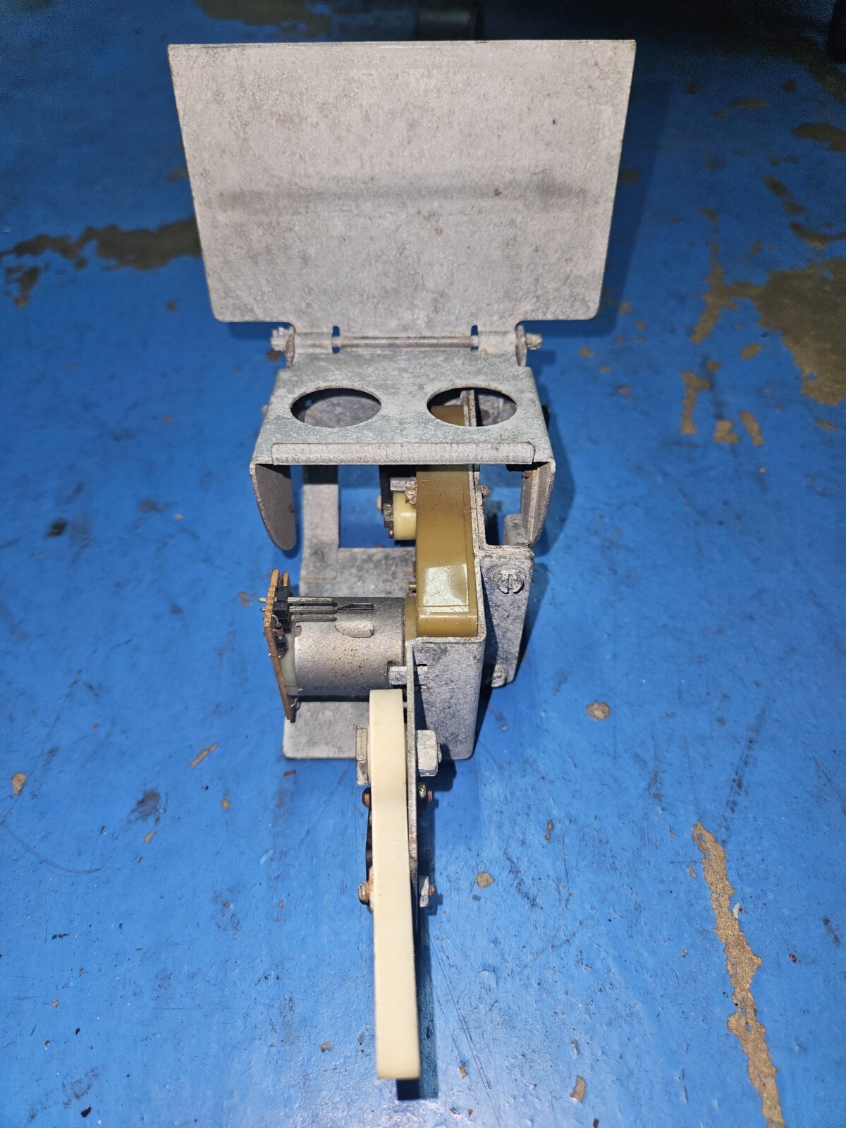Unknow Soda Machine Motors – Rock-Ola, Cavalier, Vendo, USI Can Soda motor