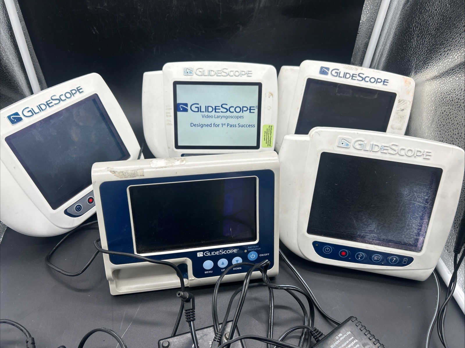 5 Glidescope Video Monitor 0570-0338 with 3 Power Supply **power tested only**
