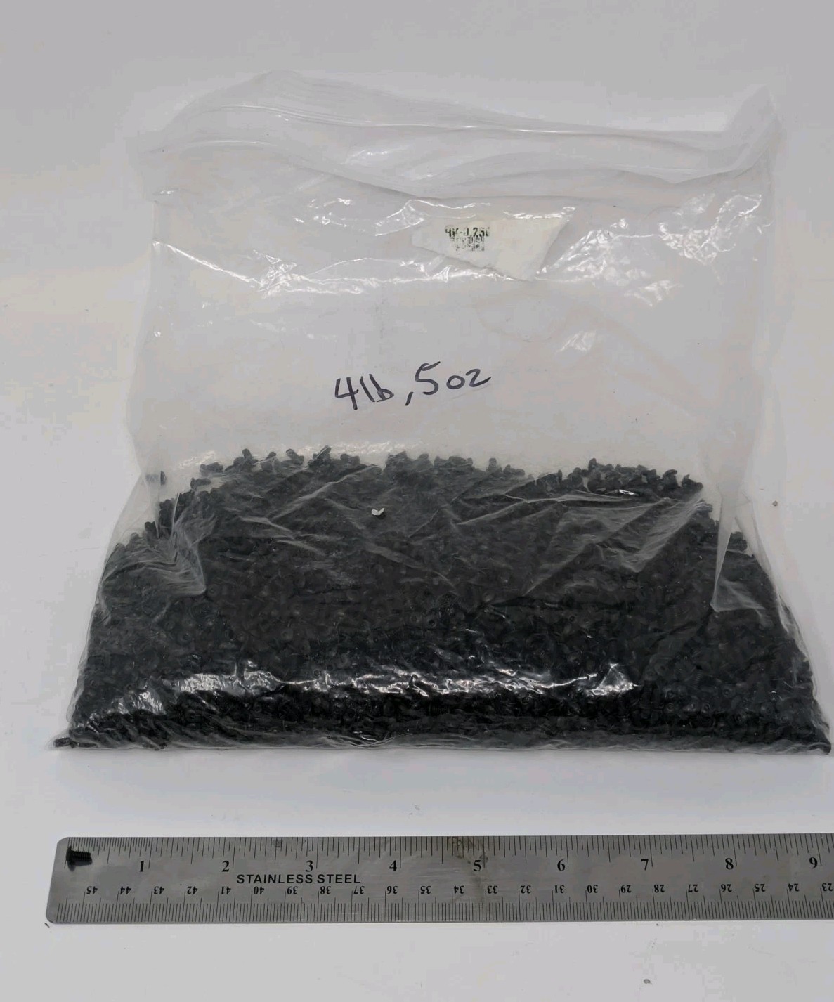 28lb Lot Assorted Machine Screws Industrial – Sizes / Weights as shown