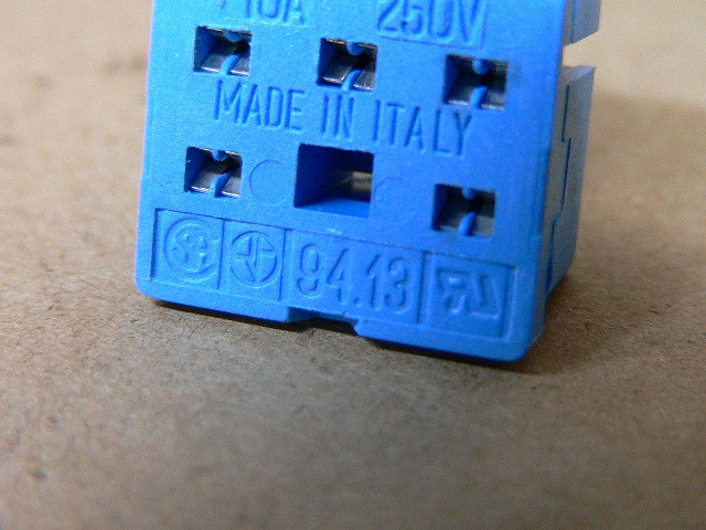 Finder 94.13 9413 Pcb Socket For 55.33 Relay (Blue