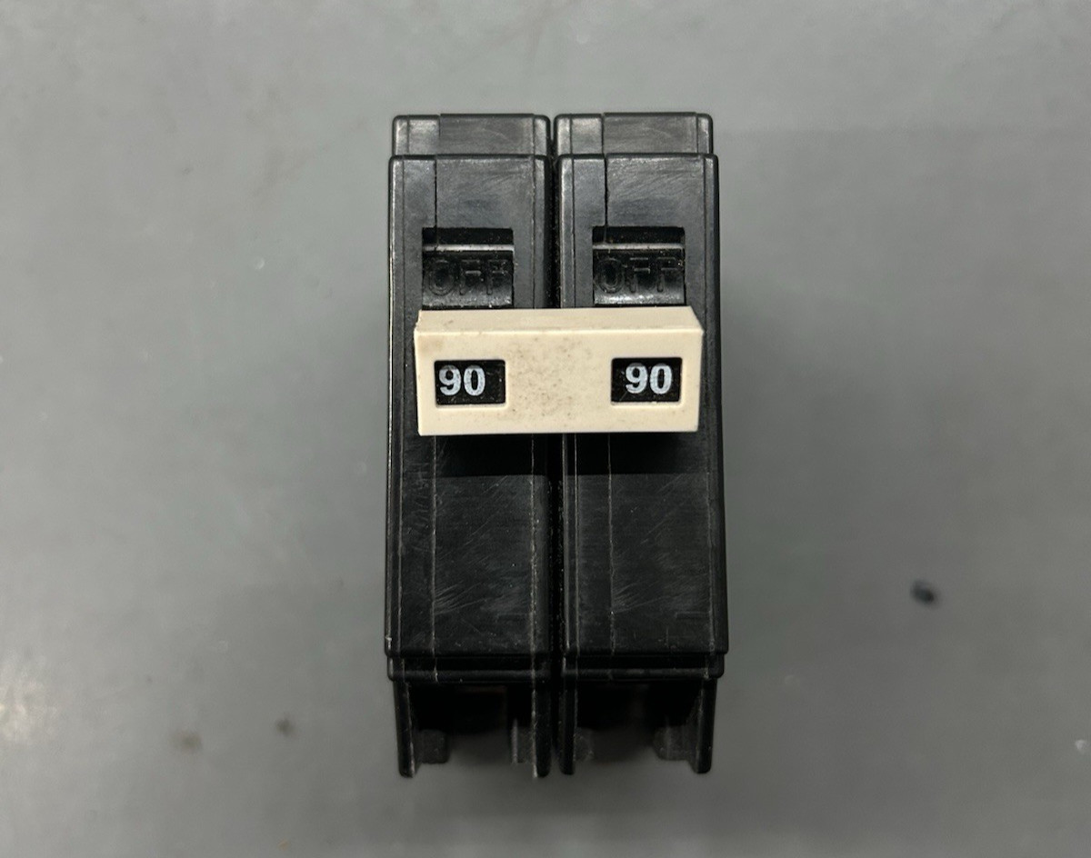 Eaton CH290 90 Amp 2-Pole Circuit Breaker Type CH 120/240V Surplus