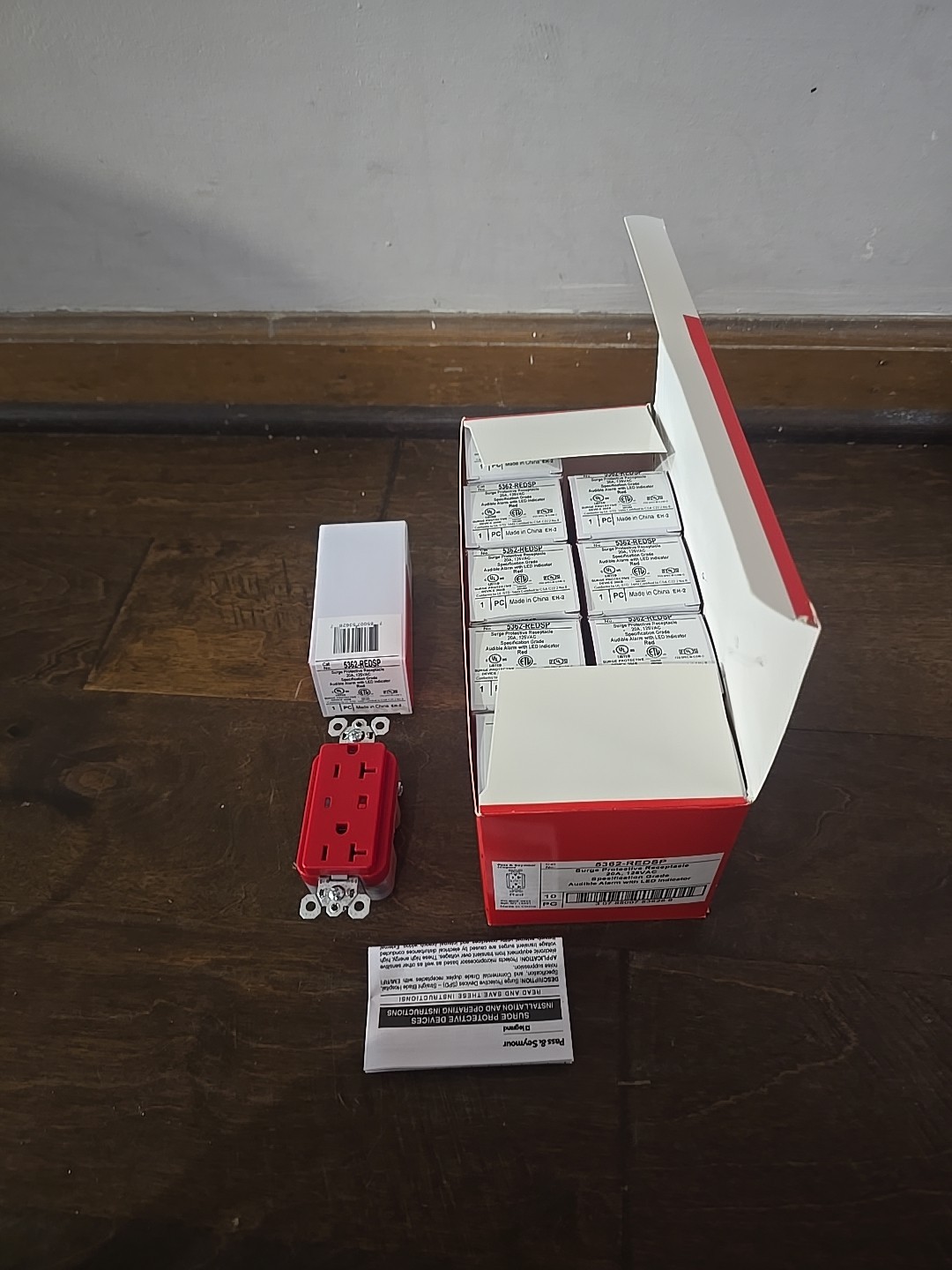 10x LEGRAND 5362-REDSP RED SURGE PROTECTIVE RECEPTACLE W/ALARM 20A 125V Lot