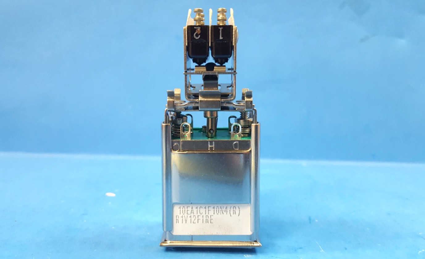 Indicating Switch, EATON, DPDT, 10EA1C1F10N4(R)R1V12FIRE, w/microswitch