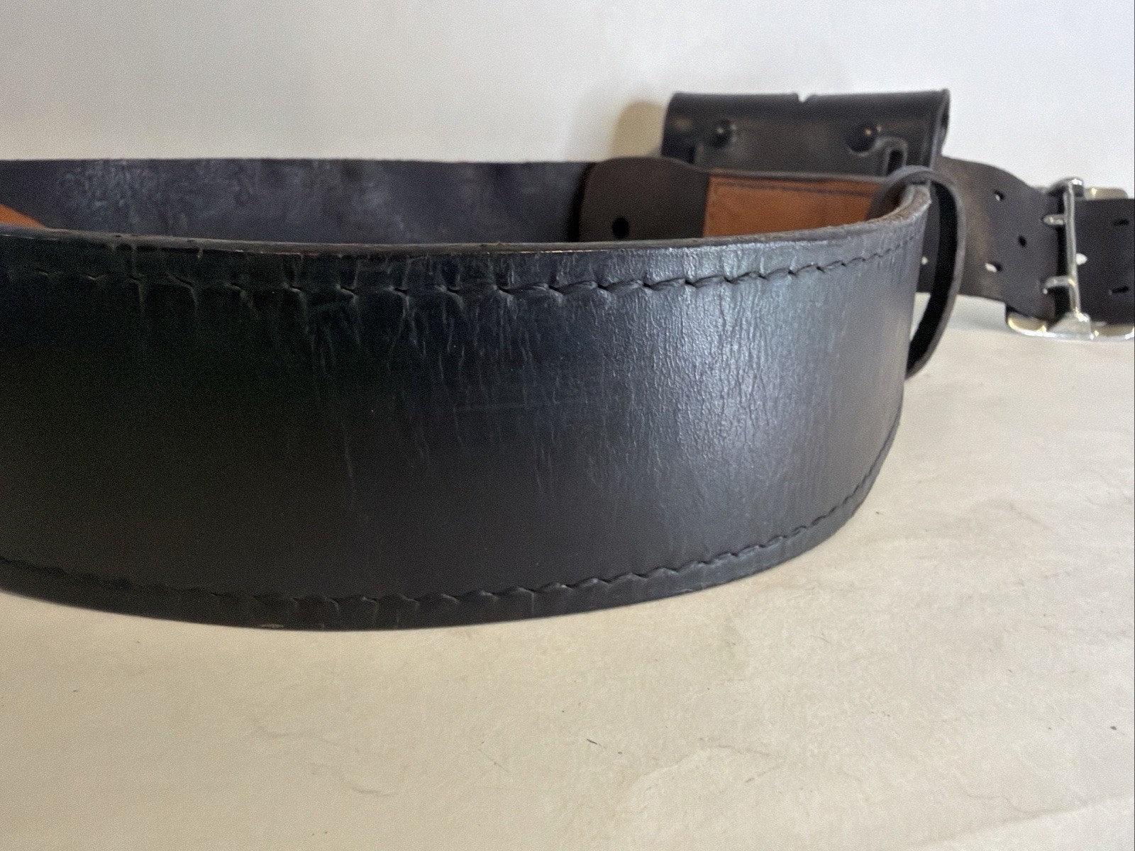 Safariland MDL 88 H87 Duty Belt W/ Ammo Clip Pouch 78HV F87 Size 38 Holster Belt