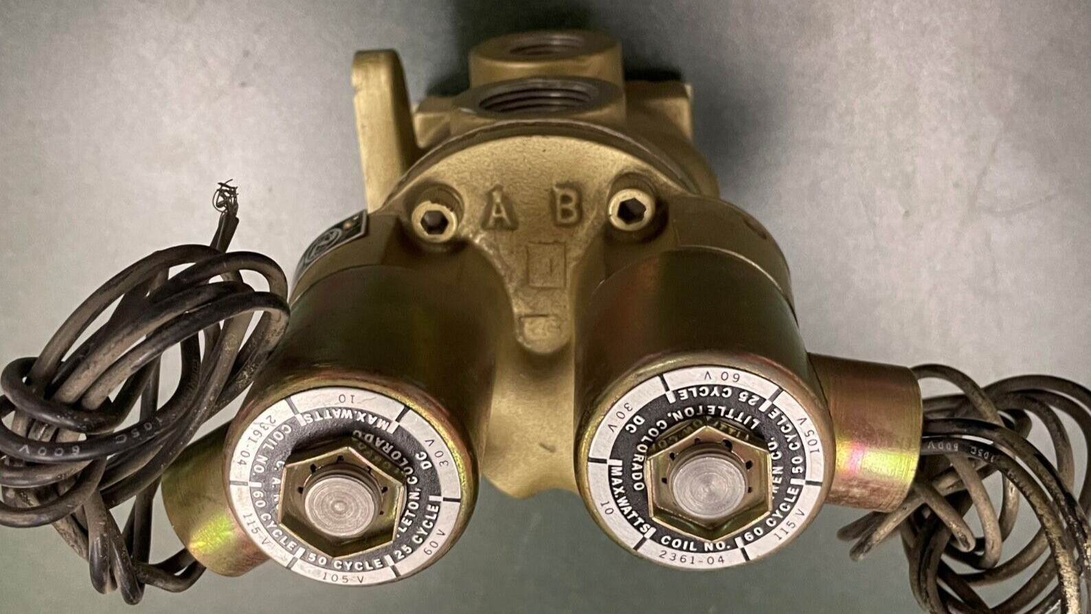 CA Norgren Co. F1024B-00-C0 Air Control Valve, Coil# 2361-04