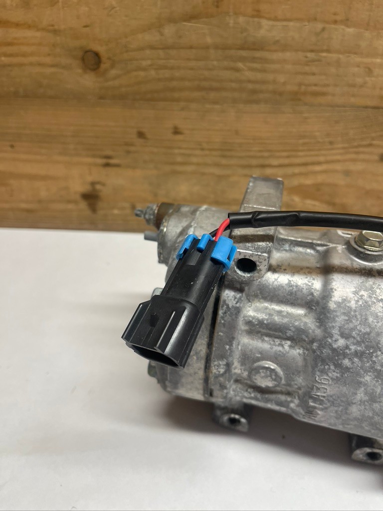 Sanden 4546 SD7H15 A/C Compressor 12V 6 Groove