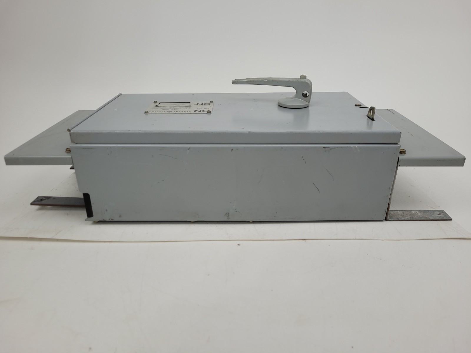 THFP324 GE 200 Amp 240 Volt Panelboard Unit Switch – Next Day Option