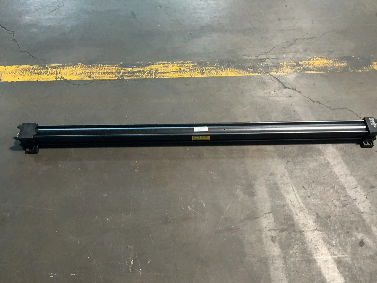 PARKER CYLINDER 2.00CC2HRNAT1S19AC52.000