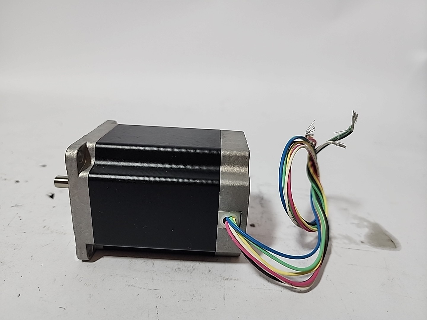 VEXTA ORIENTAL MOTOR PK268-02A VEXTA 2-PHASE STEPPING MOTOR