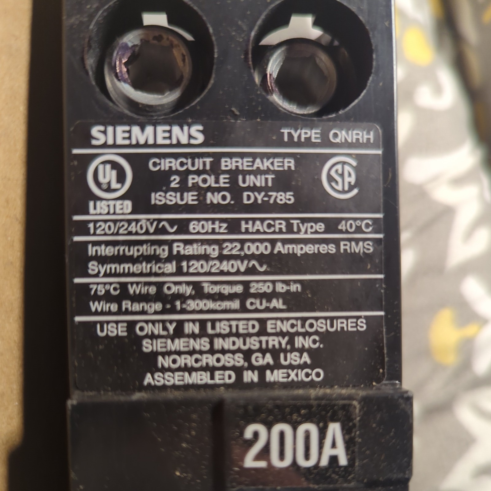 ITS Siemens QN2200RH 2 Pole 200 Amp 120/240 Volt 22K AIC Main Breaker