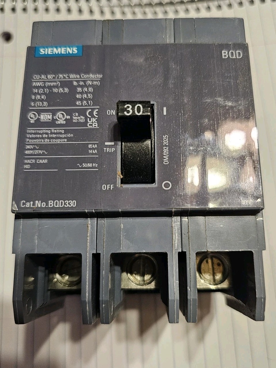 Siemens BQD330 30 Amp 480 VAC 3 Pole Type BQD Bolt On Breaker NO BOX