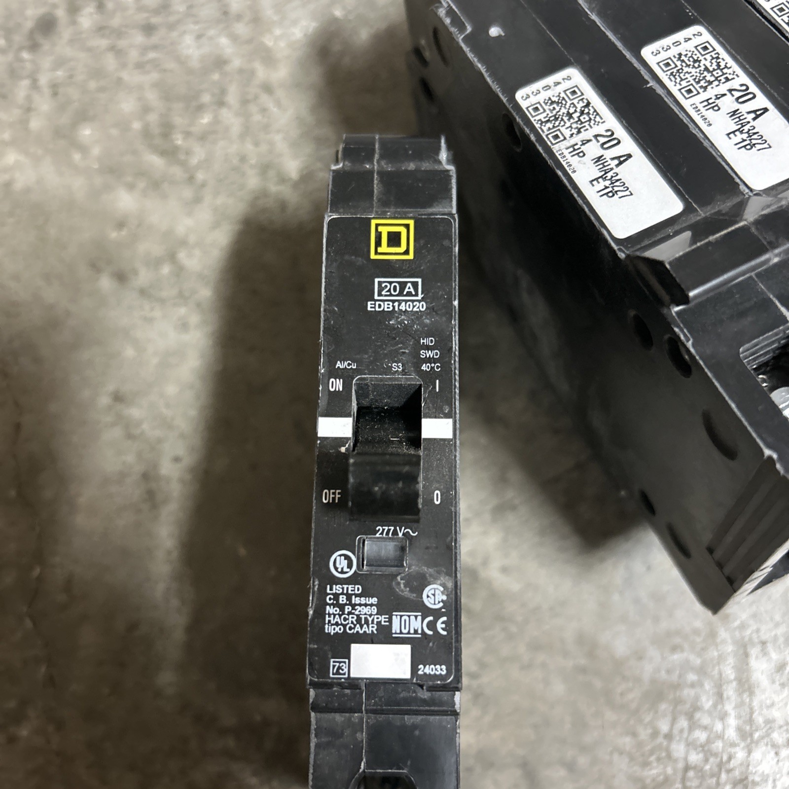 Square D EDB14020 20A 120-277V 1P Bolt On Breaker Lot