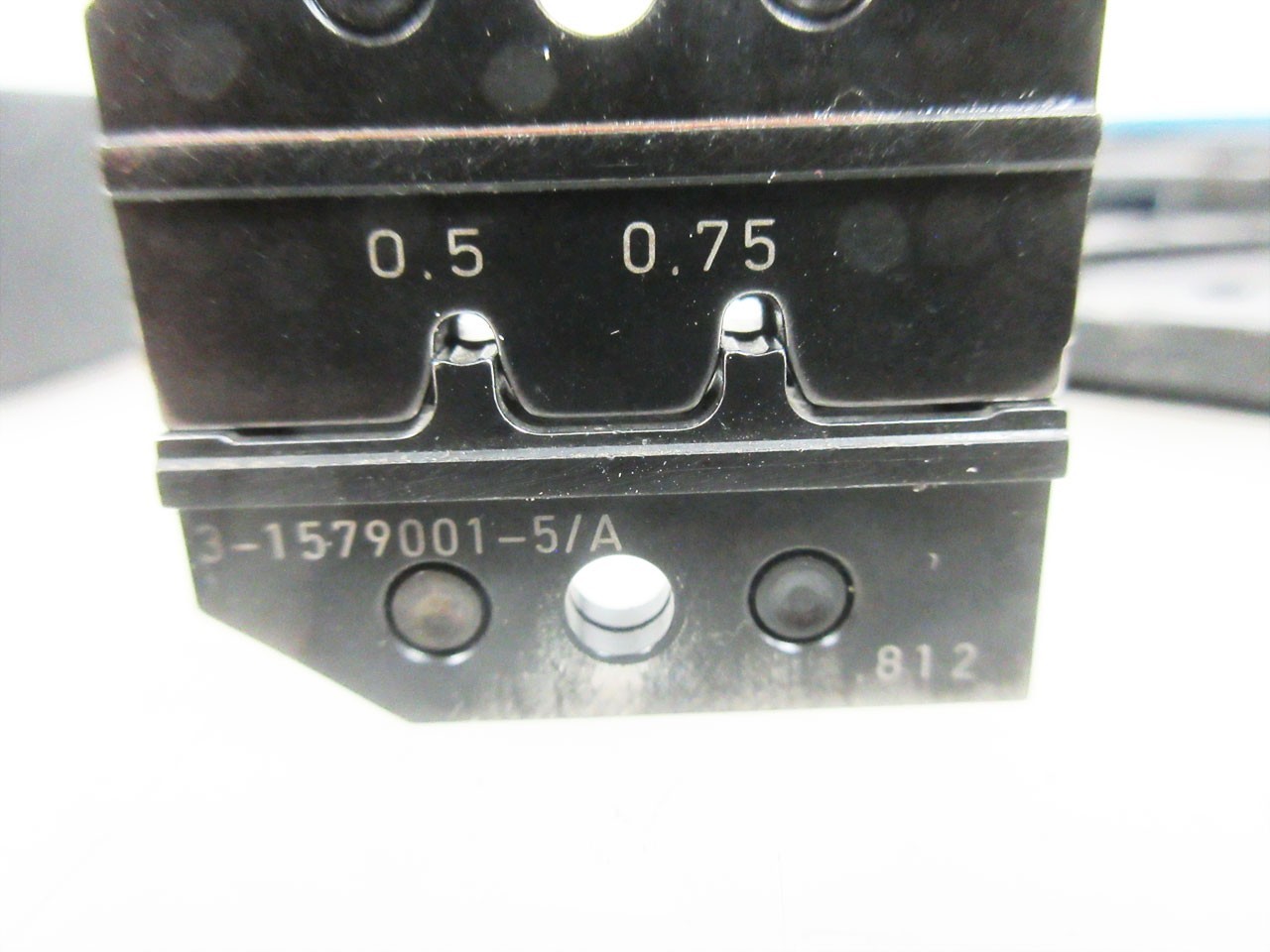 TE CONNECTIVITY 539635-1 ERGOCRIMP HAND CRIMP TOOL & 3-1579001-5 QUADLOK TYCO V