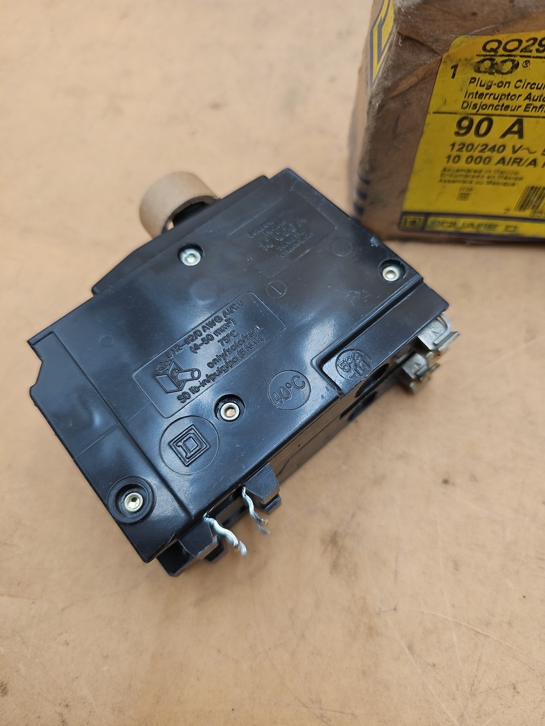 Square D QO290 2 Pole 90 Amp Type QO Plug-On Circuit Breaker