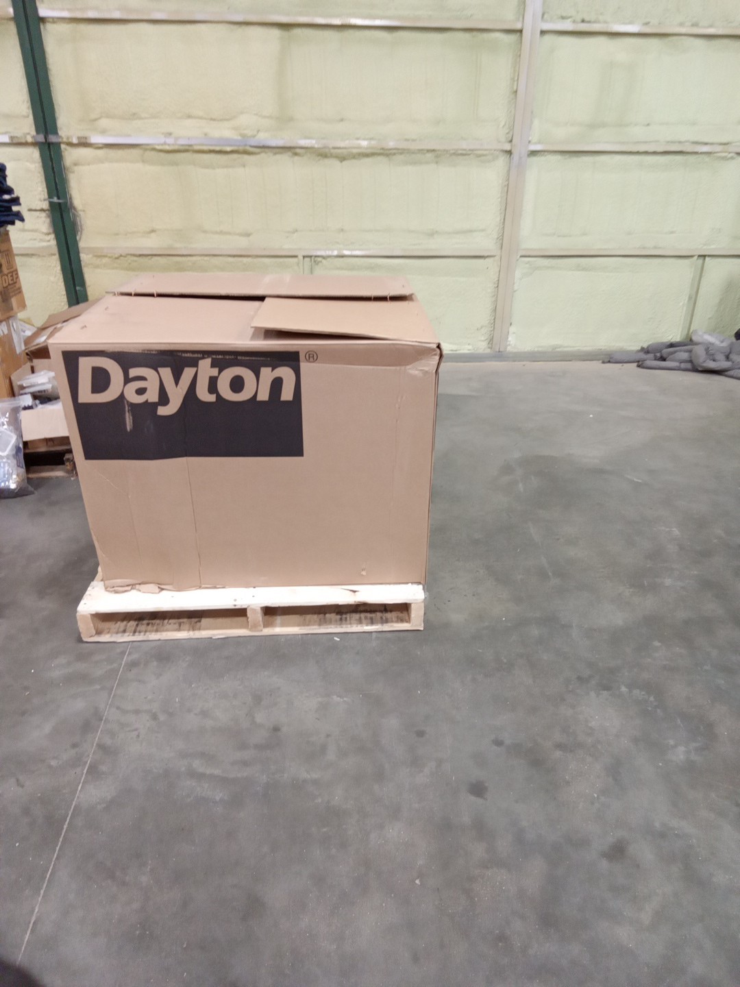 Dayton 166208A Steel 37″Dia 29″L 42.86″H Tubeaxial Fan
