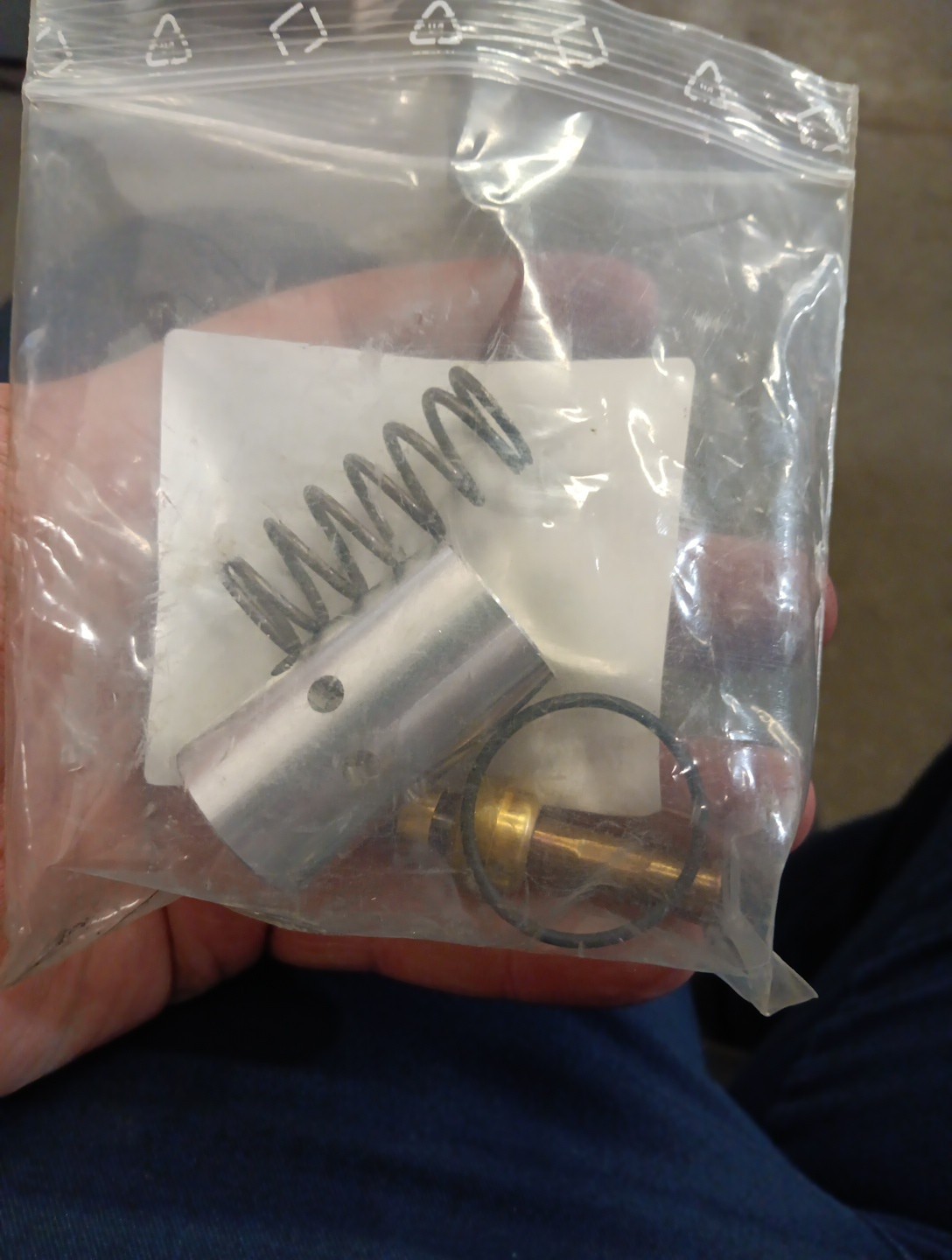 402198.10020 Kaeser Thermostatic Valve Kit