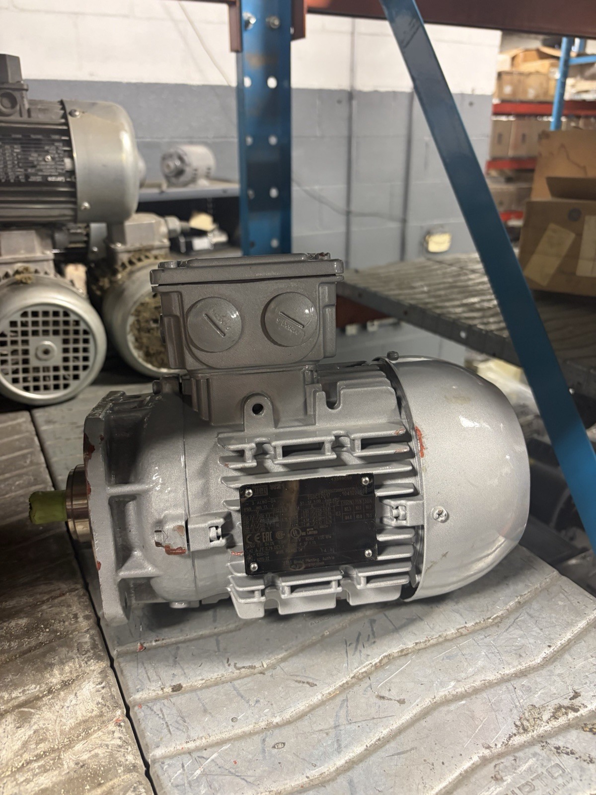 NEW NO BOX Weg W21 13599059 M330007508A4YQ16031G AL80-04 1.0HP 460V 60HZ 1720RPM