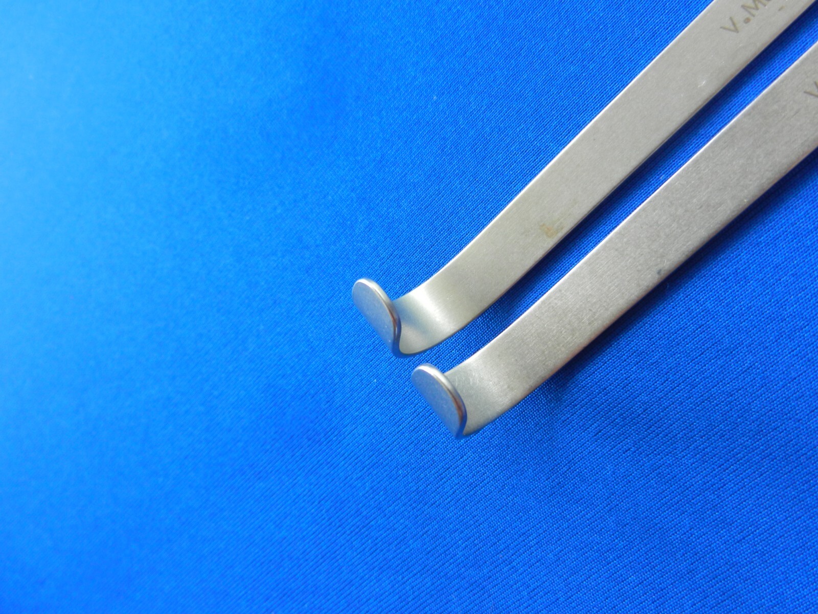 E1703 V. Mueller Sistunk 10mm Double Ended Retractor Set of 2 15.2cm SU3710