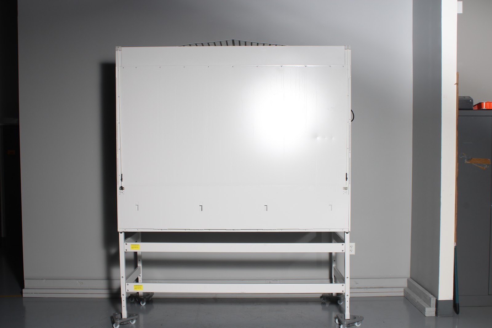 Thermo Scientific 1377 Class II Type A2 6′ Biological Safety Cabinet w/ Stand