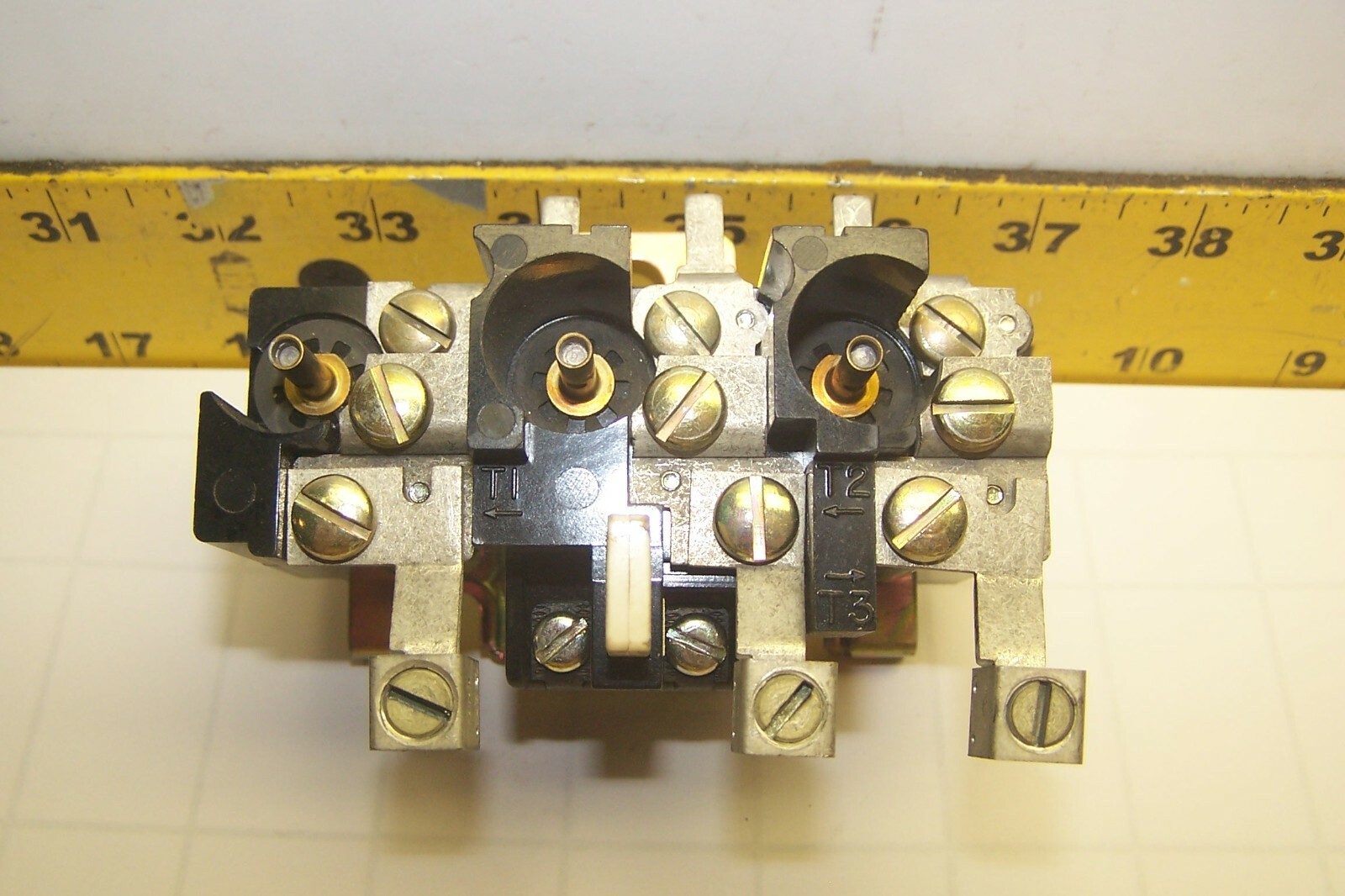 Furnas Overload Relay 120-240 VDC / 600 VAC 48EC31AA2