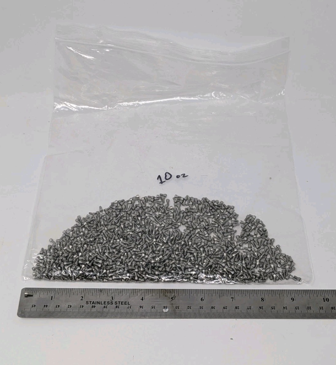 28lb Lot Assorted Machine Screws Industrial – Sizes / Weights as shown