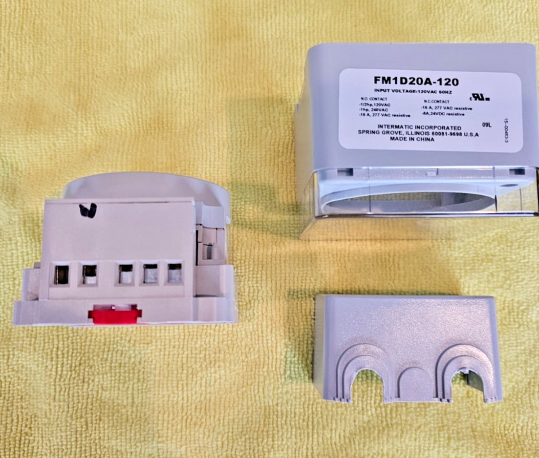 Intermatic FM1D20A-120 Elec Carrier Timer Switch, 24-Hr/7-Day, Surface/ DIN