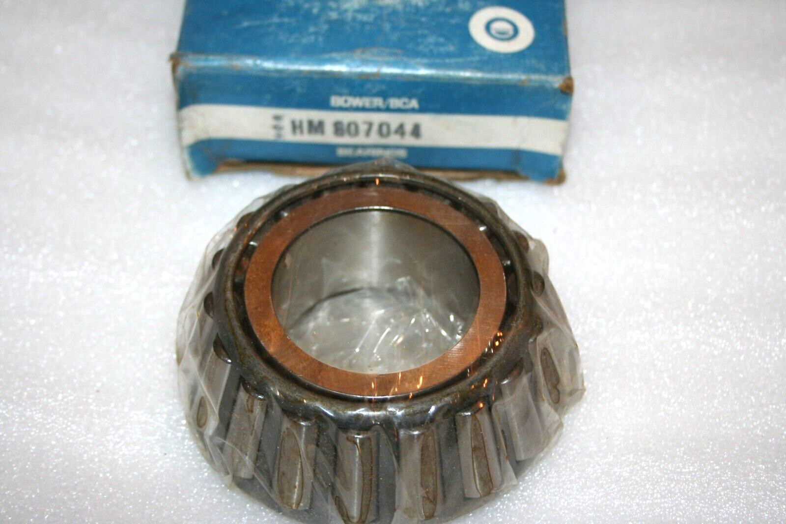 Bower BCA HM807044 Tapered Roller Bearing Cone HM-807044 * NEW O/S *