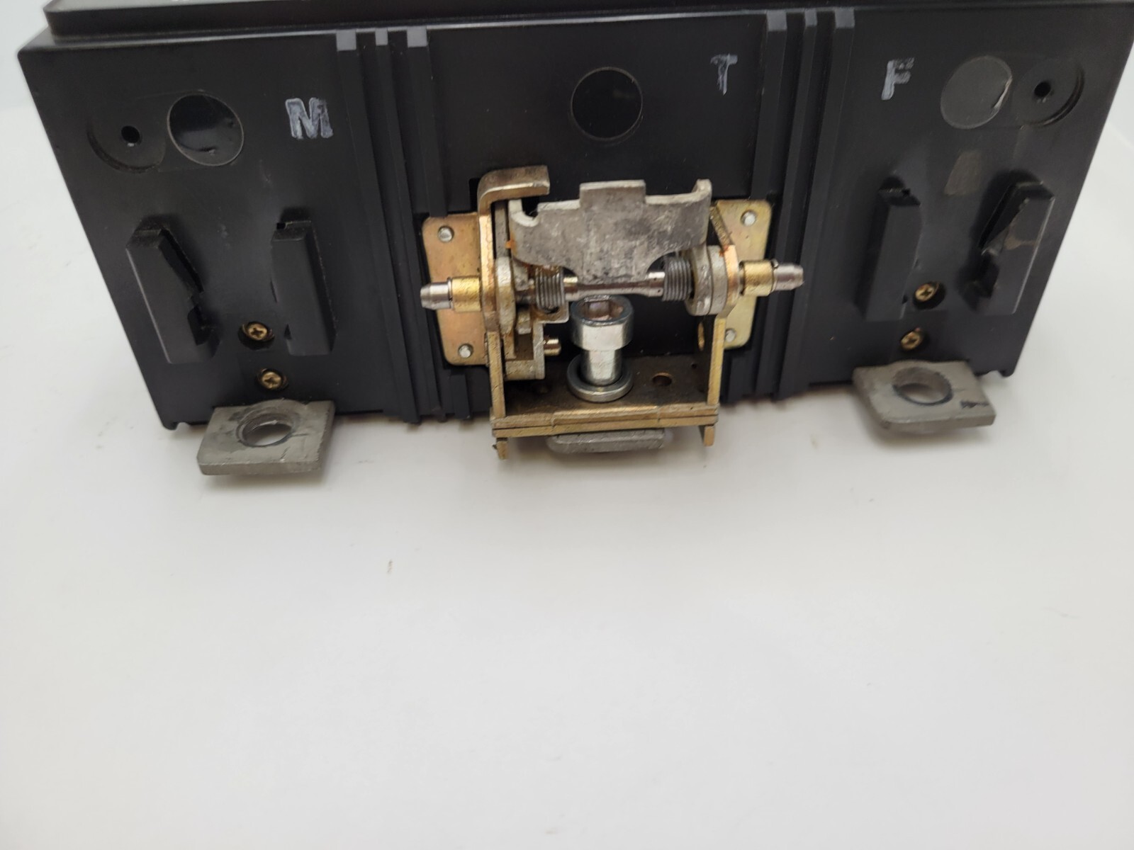 Cutler-Hammer LT3400T Thermal Magnetic Trip Unit Plug-In Mount 400A 600V 3P