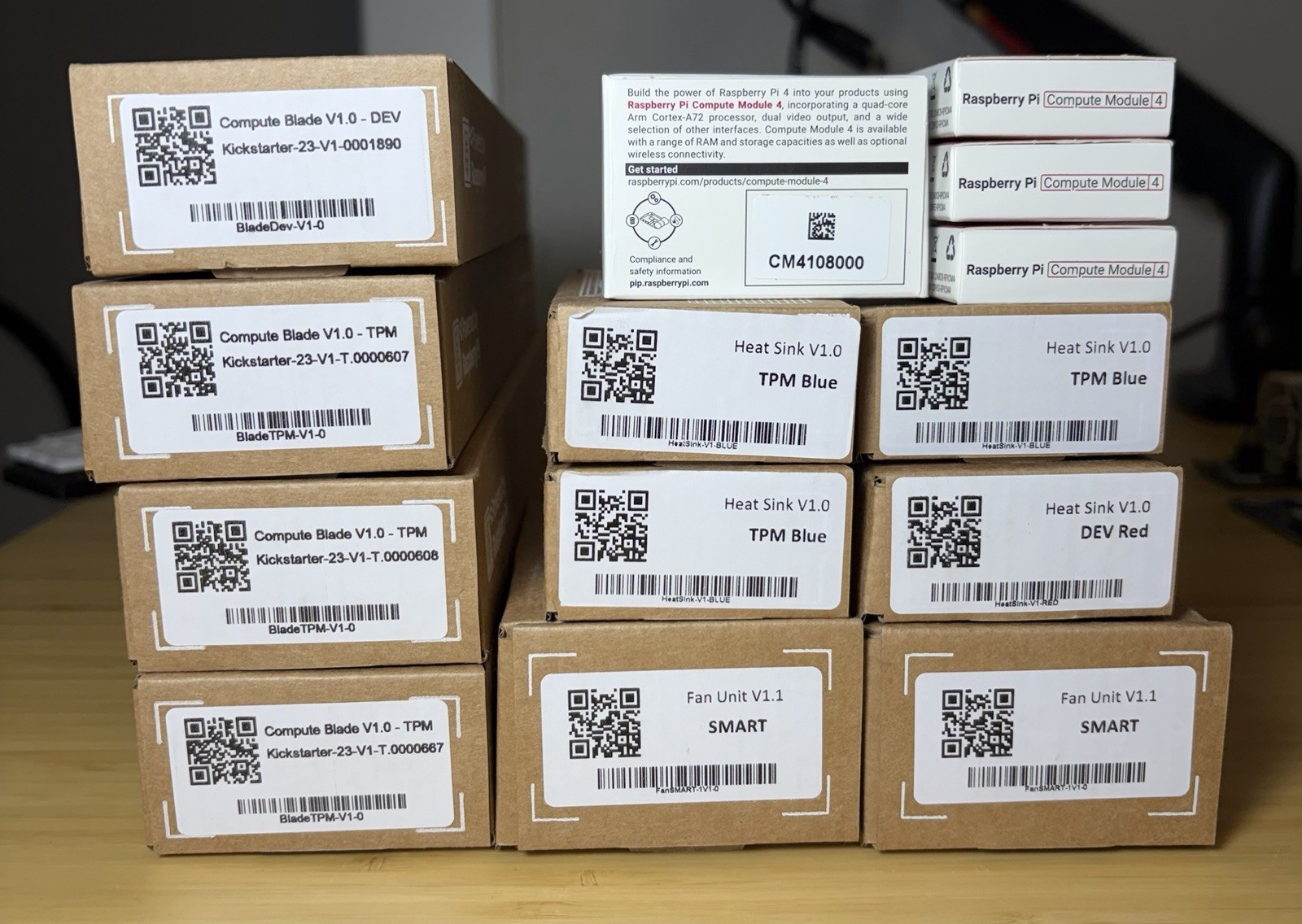 Uptime Industries Compute Blade Raspberry Pi CM4/CM5 Complete Kit